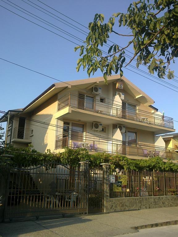 Guest Rooms Rusalka Kranevo Exterior photo